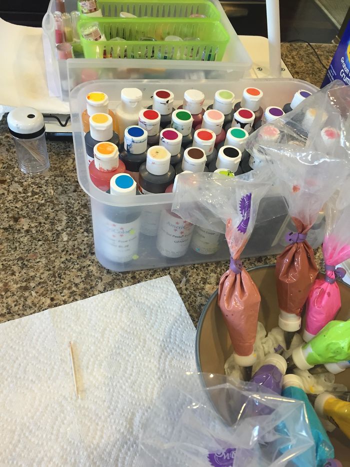 This Family Takes Gingerbread House Building To The Next Level, Destroys Them With An Axe Or Baseball Bat