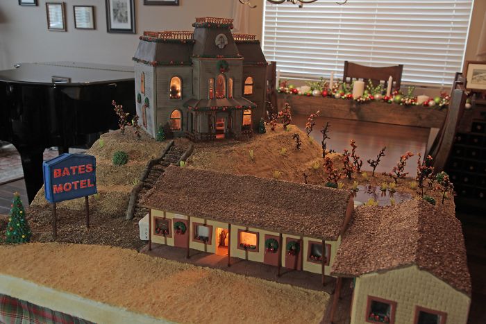 This Family Takes Gingerbread House Building To The Next Level, Destroys Them With An Axe Or Baseball Bat