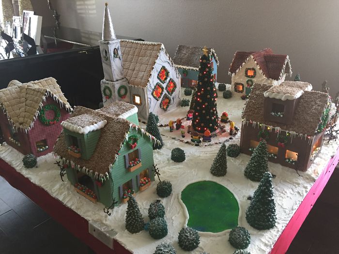 This Family Takes Gingerbread House Building To The Next Level, Destroys Them With An Axe Or Baseball Bat