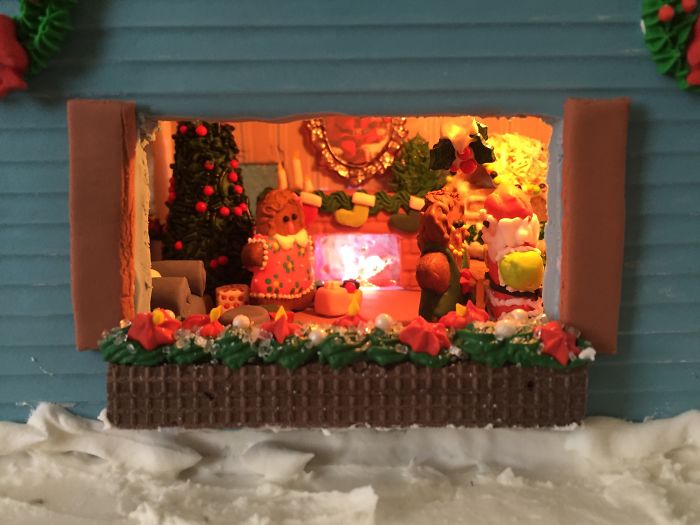 This Family Takes Gingerbread House Building To The Next Level, Destroys Them With An Axe Or Baseball Bat