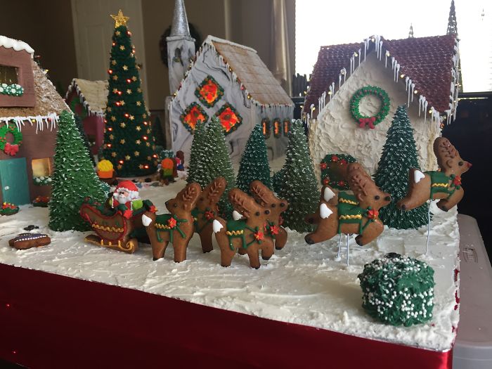 This Family Takes Gingerbread House Building To The Next Level, Destroys Them With An Axe Or Baseball Bat