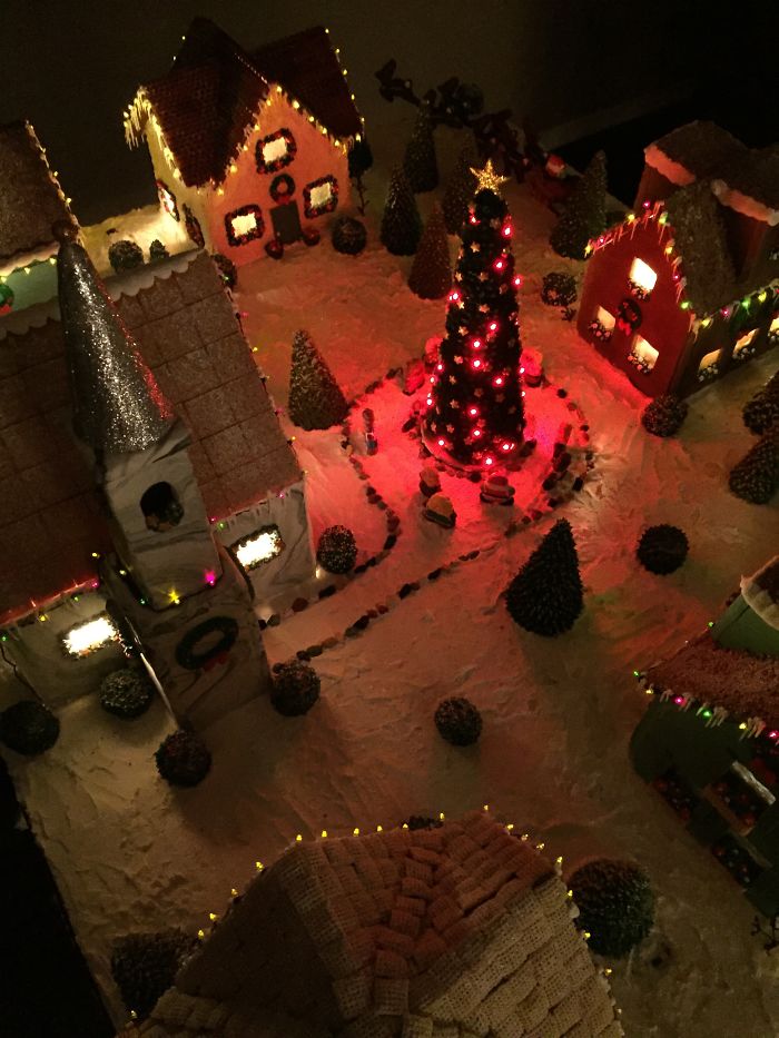 This Family Takes Gingerbread House Building To The Next Level, Destroys Them With An Axe Or Baseball Bat