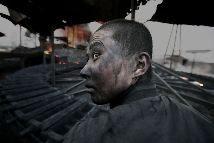 Award-Winning Photojournalist Disappears In China, And Here Are 21 Of His Pics China Don't Want You To See Award-Winning Photojournalist Disappears In China, And Here Are 21 Of His Pics China Don't Want You To See