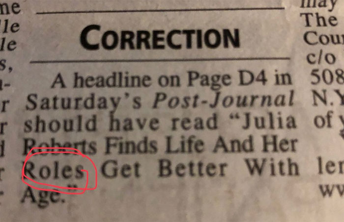 Newspaper Makes An Unfortunate Typo On Julia Roberts Headline And People Make The Best Of It Newspaper Makes An Unfortunate Typo On Julia Roberts Headline And People Make The Best Of It