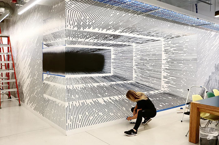 This Artist Creates Amazing Optical Illusions Using Simple Lines