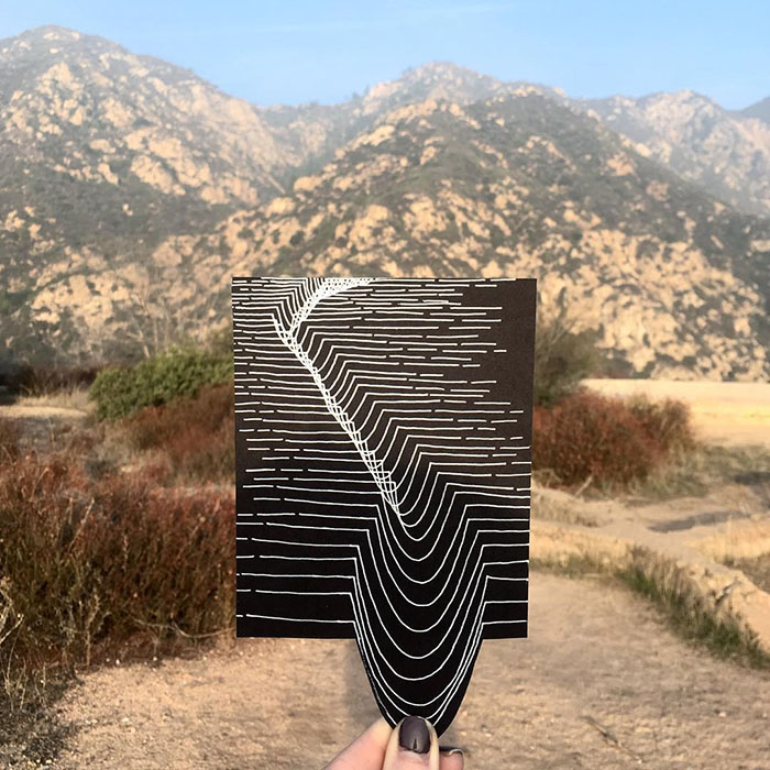 This Artist Creates Amazing Optical Illusions Using Simple Lines This Artist Creates Amazing Optical Illusions Using Simple Lines