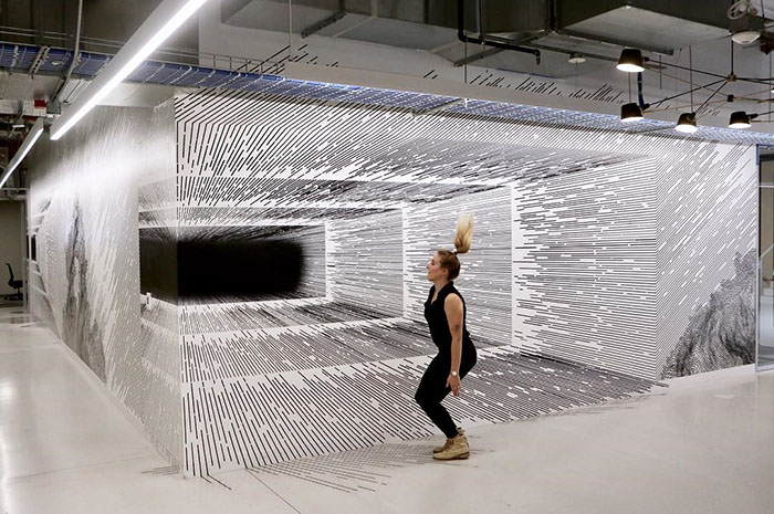 This Artist Creates Amazing Optical Illusions Using Simple Lines This Artist Creates Amazing Optical Illusions Using Simple Lines