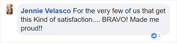 Rude Woman Demands Discount On A 50 Cent Christmas Ornament, Retail Worker Gets Revenge Rude Woman Demands Discount On A 50 Cent Christmas Ornament, Retail Worker Gets Revenge
