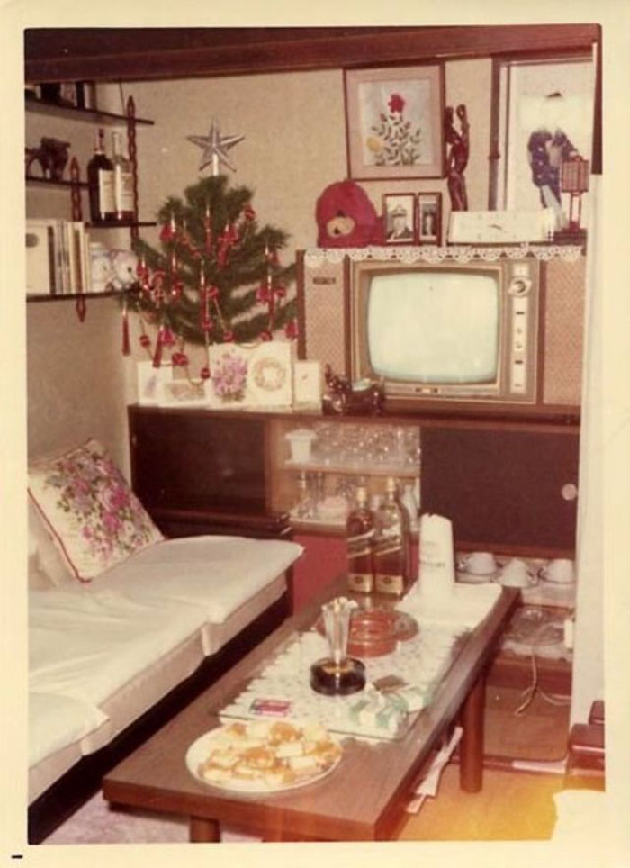 Vintage-Christmas-House-Interior-Decorations