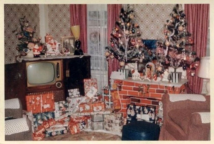 Vintage-Christmas-House-Interior-Decorations