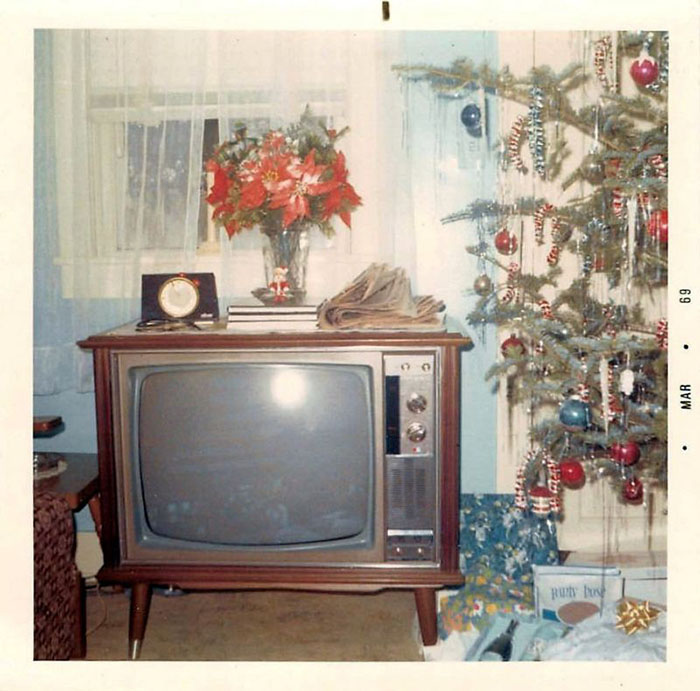 Vintage-Christmas-House-Interior-Decorations
