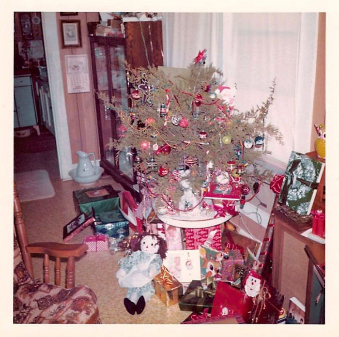 Vintage-Christmas-House-Interior-Decorations