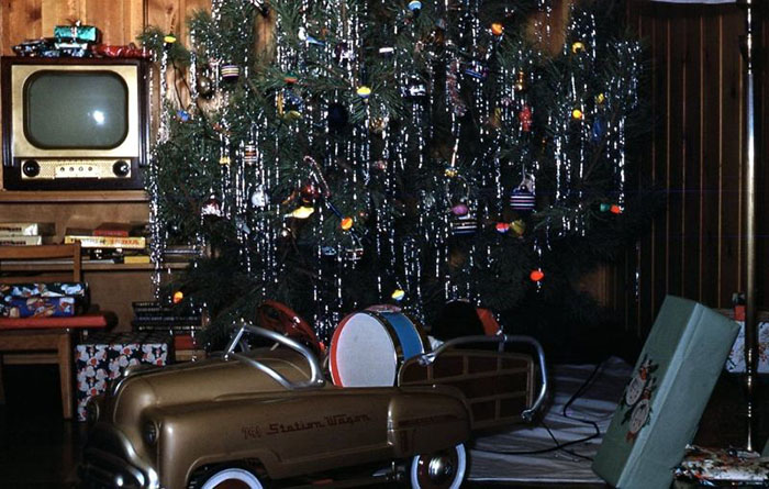 Vintage-Christmas-House-Interior-Decorations