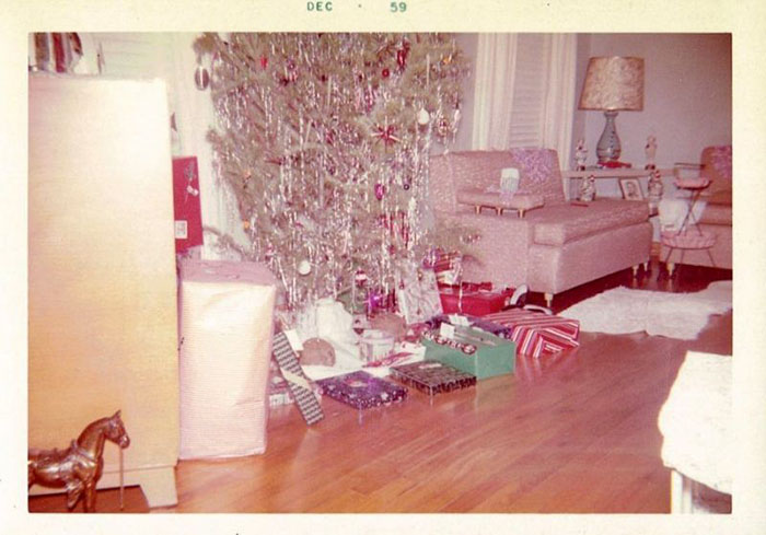 Vintage-Christmas-House-Interior-Decorations