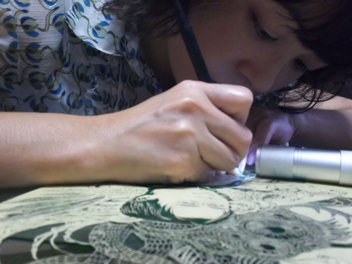 Japanese Artist Hand-Cuts Octopus From A Single Sheet Of Paper, And It&rsquo;s Even More Impressive From Up Close