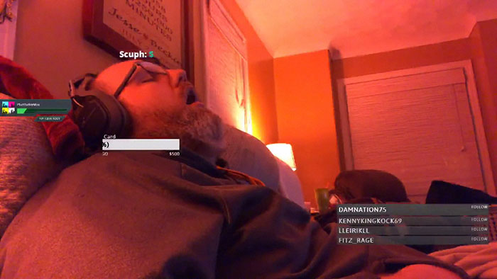 Twitch Streamer Wakes Up After Sleeping For 3 Hours, Finds 200 People Watching Him Twitch Streamer Wakes Up After Sleeping For 3 Hours, Finds 200 People Watching Him