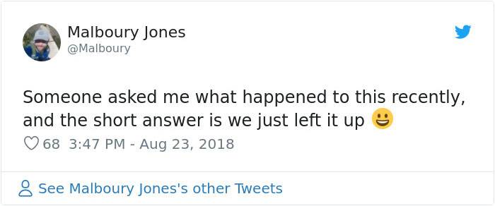 No One Is Fixing A Hole In New Office Wall, So This Guy Trolls Them Into Doing It No One Is Fixing A Hole In New Office Wall, So This Guy Trolls Them Into Doing It