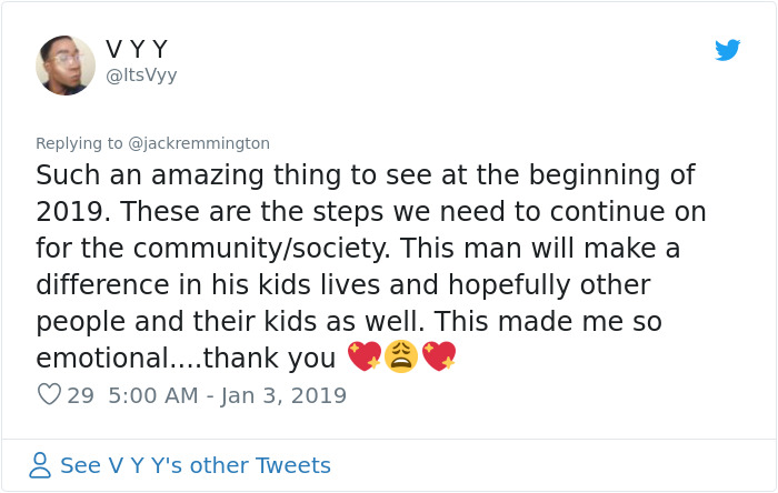 40-Something Father Runs Into A Random Gay Man In Las Vegas, Asks For Advice On Raising His Son 40-Something Father Runs Into A Random Gay Man In Las Vegas, Asks For Advice On Raising His Son