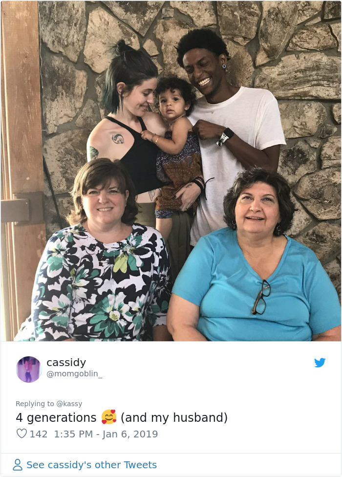 Chinese People Create A New Viral Meme Involving 4 Generations Of Family Members And It's Adorable Chinese People Create A New Viral Meme Involving 4 Generations Of Family Members And It's Adorable