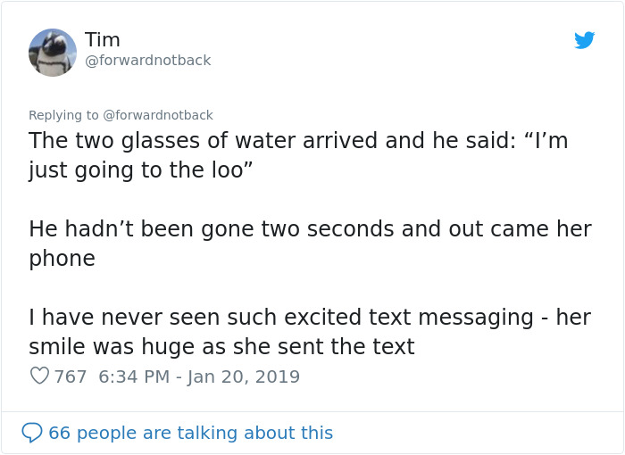 Guy Witnesses Young Man Struggling To Pay For Date In Fancy Restaurant And How Waiter 'Saves' Him Guy Witnesses Young Man Struggling To Pay For Date In Fancy Restaurant And How Waiter 'Saves' Him