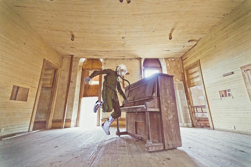 I've Been Documenting A Lonely Astronaut's Return To Earth