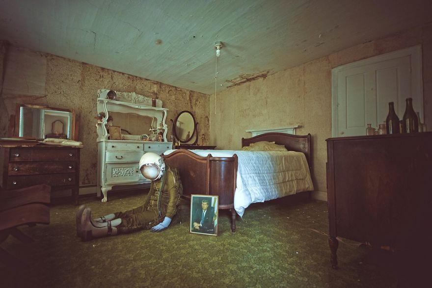 I've Been Documenting A Lonely Astronaut's Return To Earth