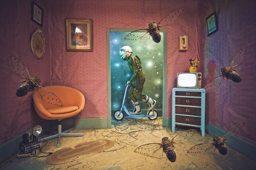 I've Been Documenting A Lonely Astronaut's Return To Earth