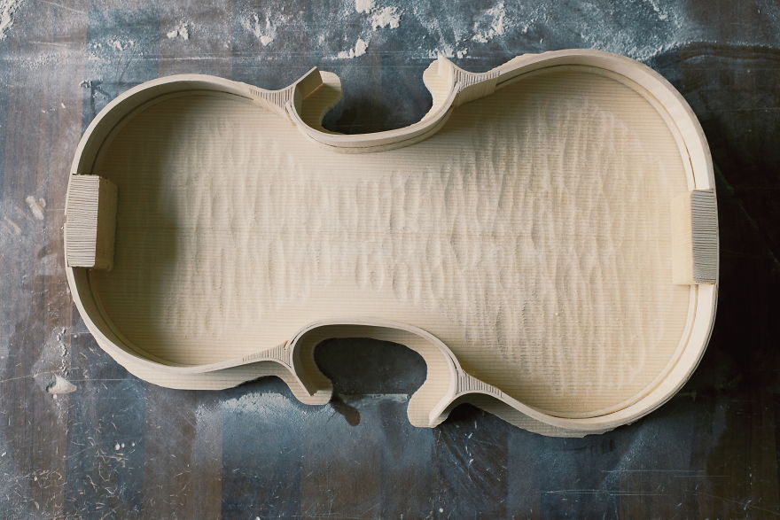 I Spent 3 Years Making A Violin With My Grandfather Without Knowing How I Spent 3 Years Making A Violin With My Grandfather Without Knowing How