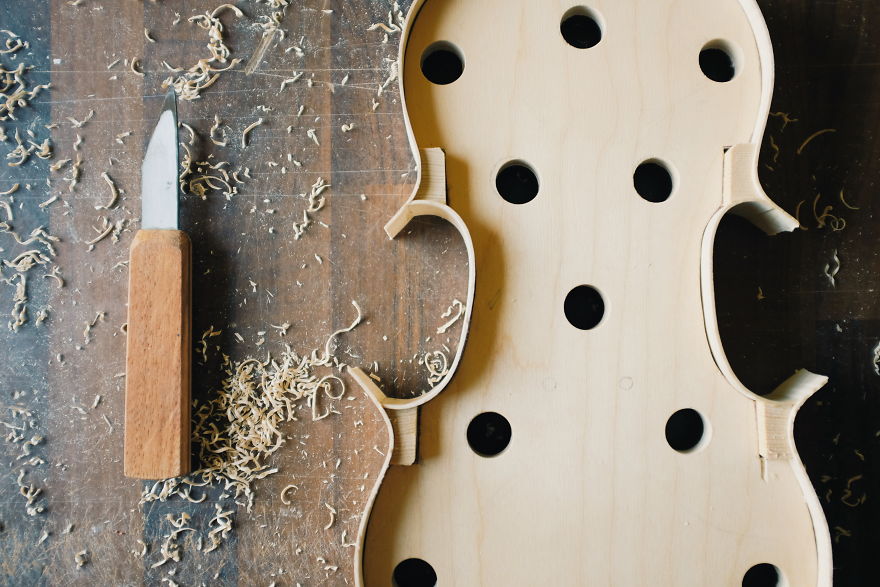 I Spent 3 Years Making A Violin With My Grandfather Without Knowing How I Spent 3 Years Making A Violin With My Grandfather Without Knowing How
