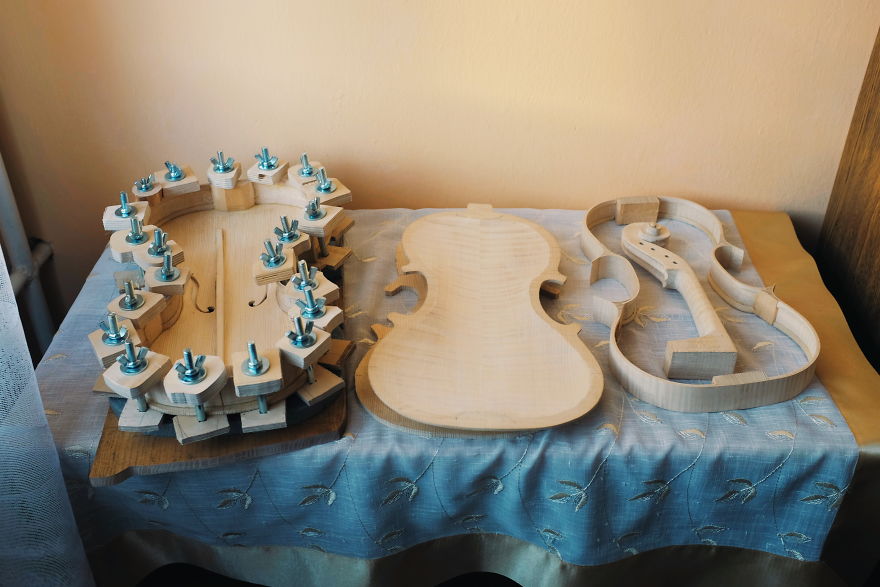 I Spent 3 Years Making A Violin With My Grandfather Without Knowing How I Spent 3 Years Making A Violin With My Grandfather Without Knowing How