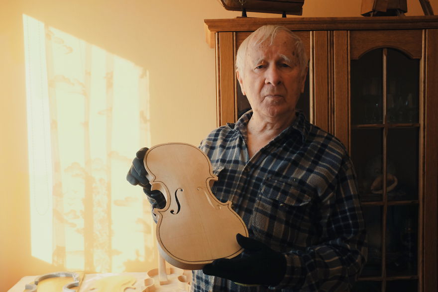 I Spent 3 Years Making A Violin With My Grandfather Without Knowing How I Spent 3 Years Making A Violin With My Grandfather Without Knowing How