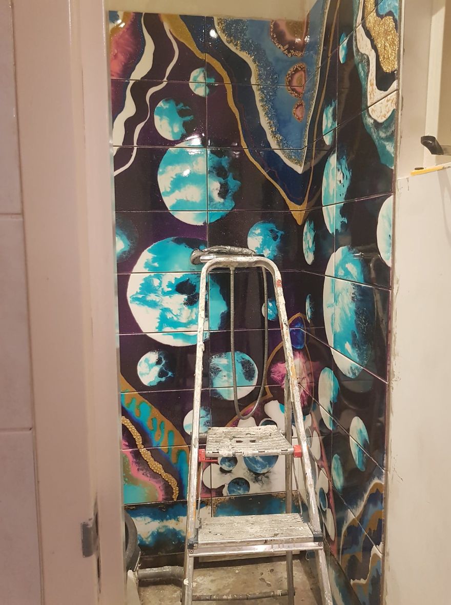 I Created A “Galaxy Shower” By Painting My Plain Bathroom Tiles I Created A “Galaxy Shower” By Painting My Plain Bathroom Tiles