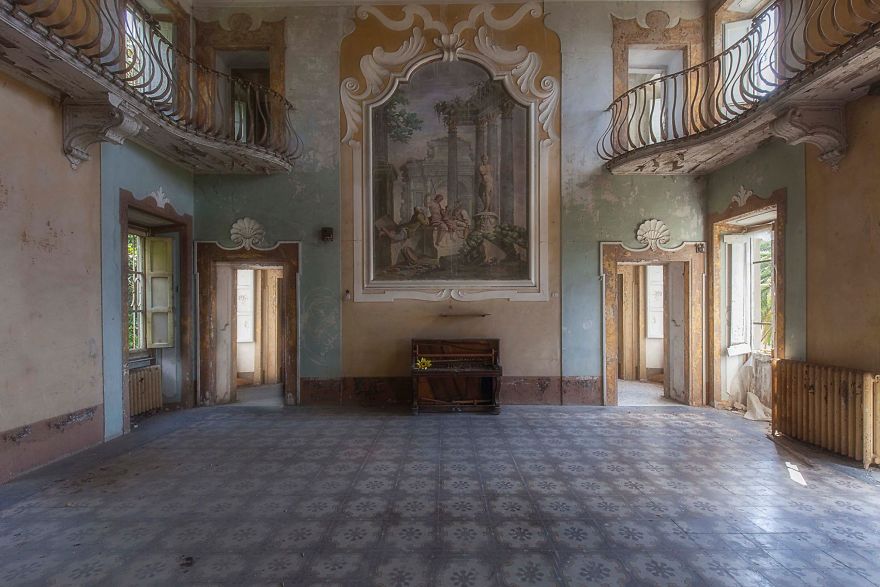 30 Abandoned Places In Italy That Look Truly Beautiful