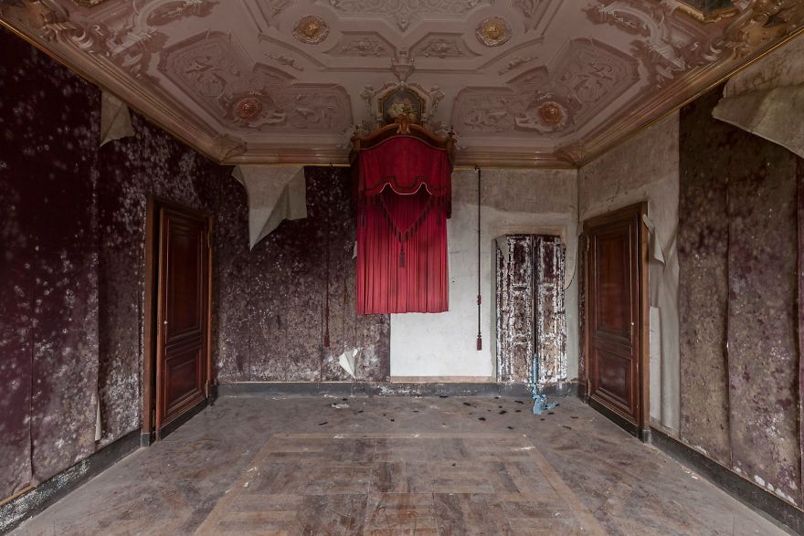30 Abandoned Places In Italy That Look Truly Beautiful