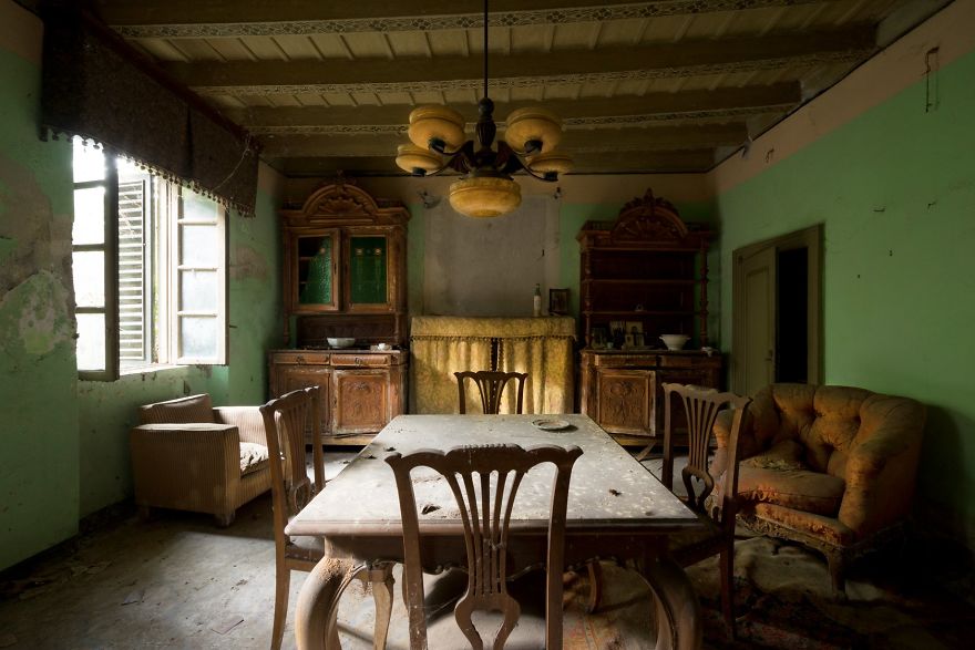 30 Abandoned Places In Italy That Look Truly Beautiful