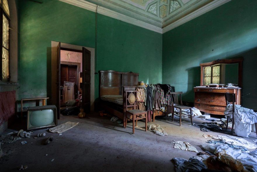 30 Abandoned Places In Italy That Look Truly Beautiful