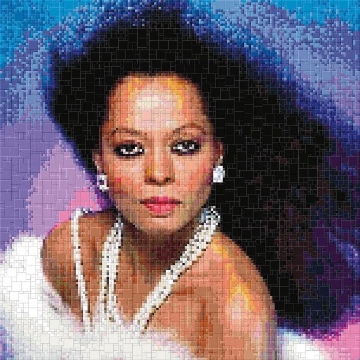 Artist Does Stunning Artwork With LEGO Pieces And You Will Surely Say, "It Is Not Possible"