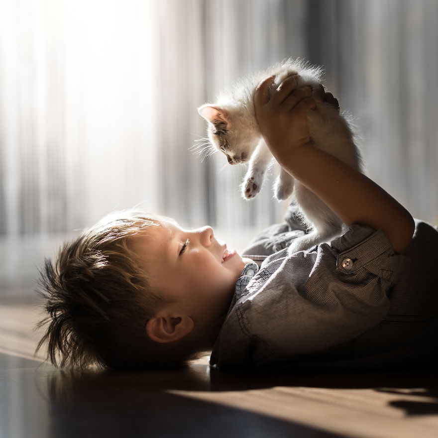 I Photographed The Beautiful Bond Between My Son And Our Cats
