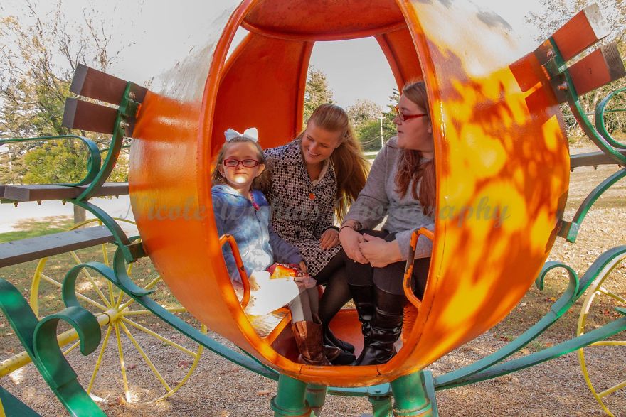 Girl With Autism Confuses Bride With Cinderella And Bride Raises Funds To Take Her To Disney World