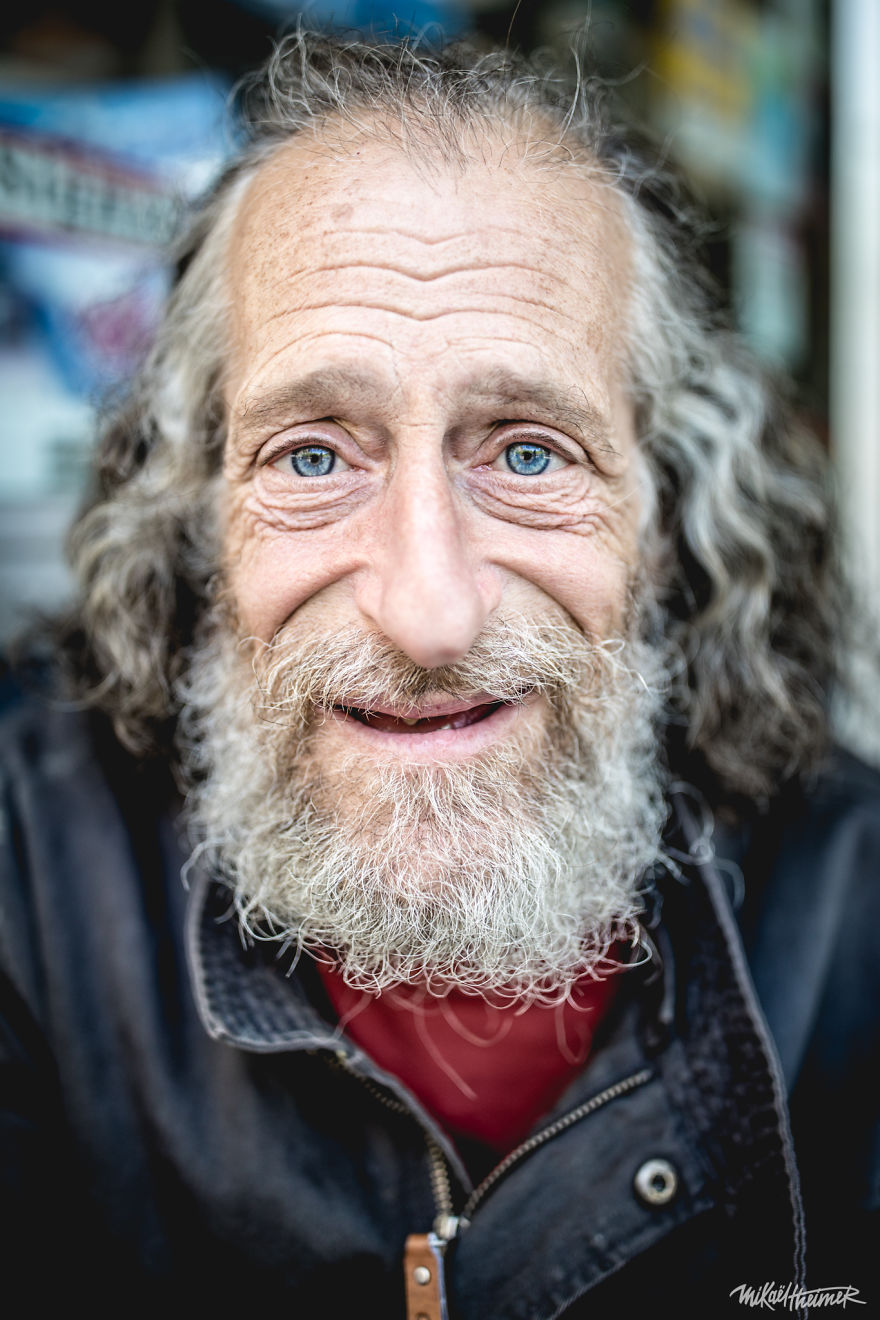 I Photograph The Colorful Faces Of People In Montreal. Up Close And Personal.