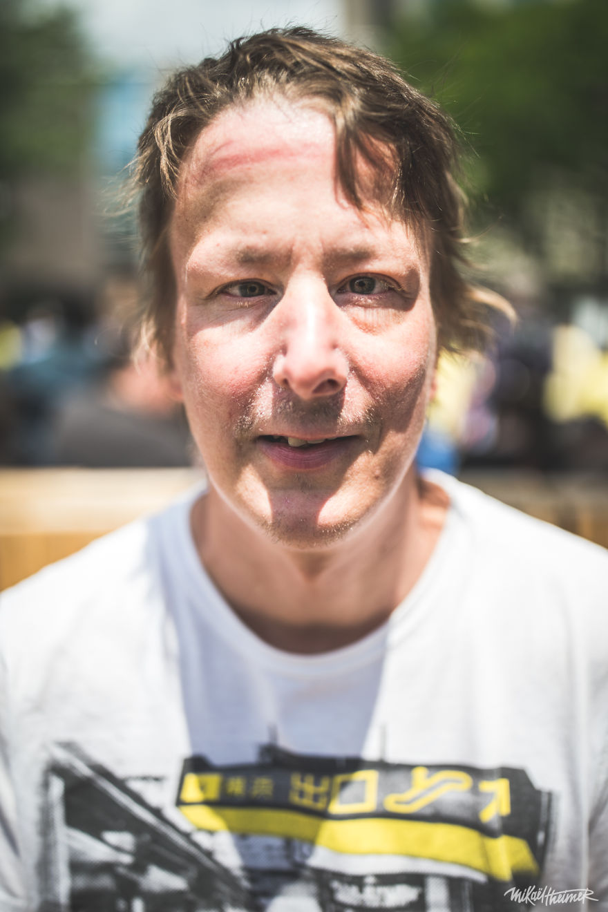 I Photograph The Colorful Faces Of People In Montreal. Up Close And Personal.