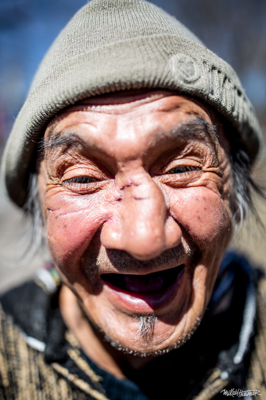 I Photograph The Colorful Faces Of People In Montreal. Up Close And Personal.