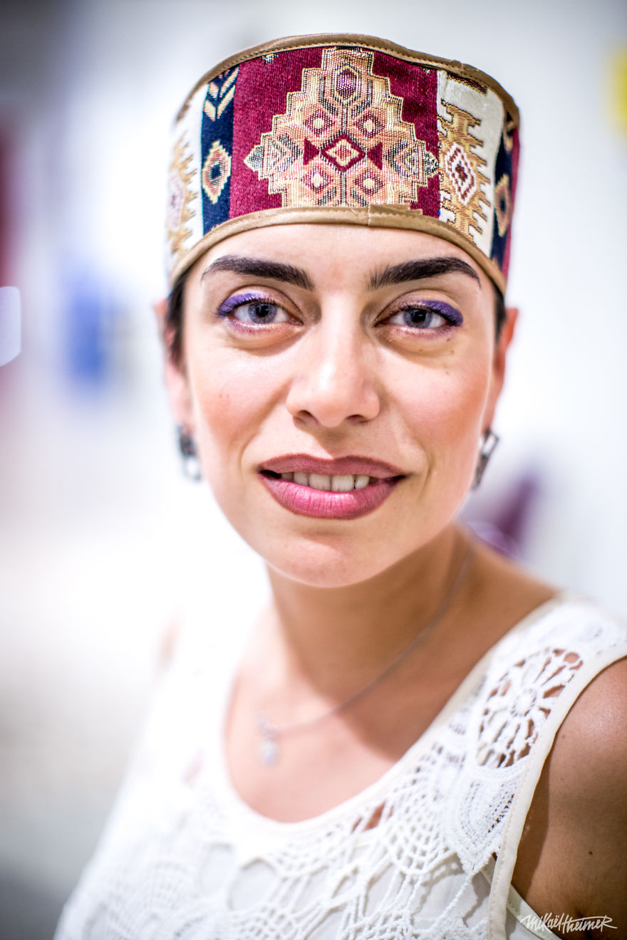 I Photograph The Colorful Faces Of People In Montreal. Up Close And Personal.