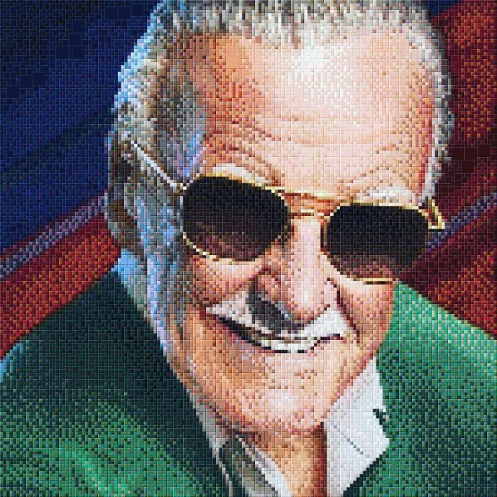 Artist Does Stunning Artwork With LEGO Pieces And You Will Surely Say, "It Is Not Possible"