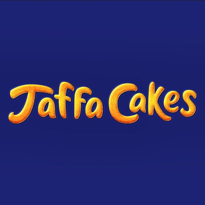 Artist Perfectly Reproduces Freehand Logos