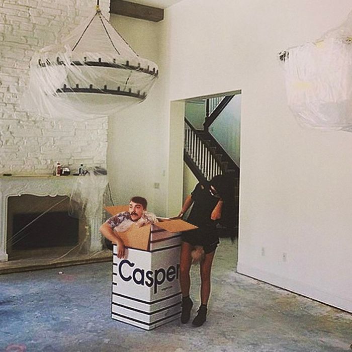 Man-Photoshops-Himself-Kendall-Kirby-Jenner