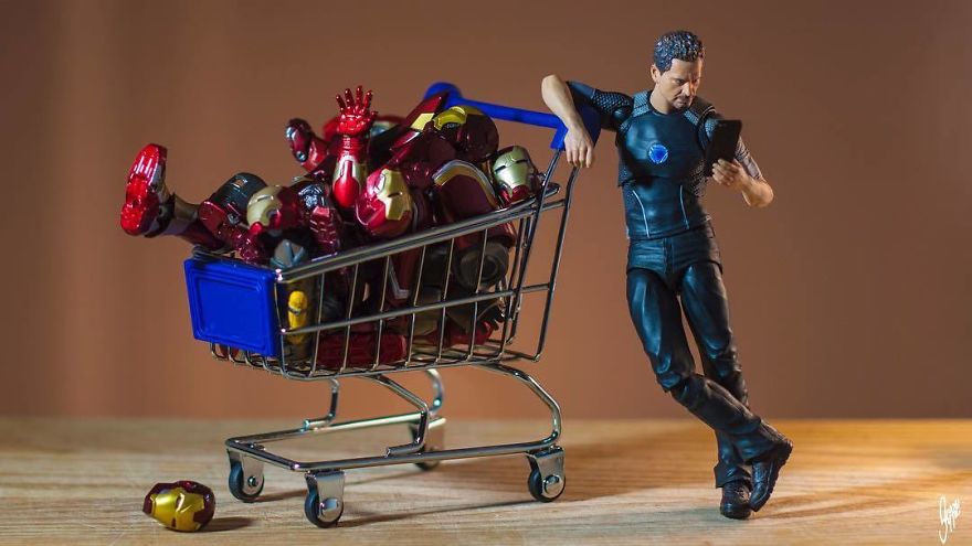 Maybe Tidying Up The House With The Smartphone Was Not Your Best Idea Today, Tony