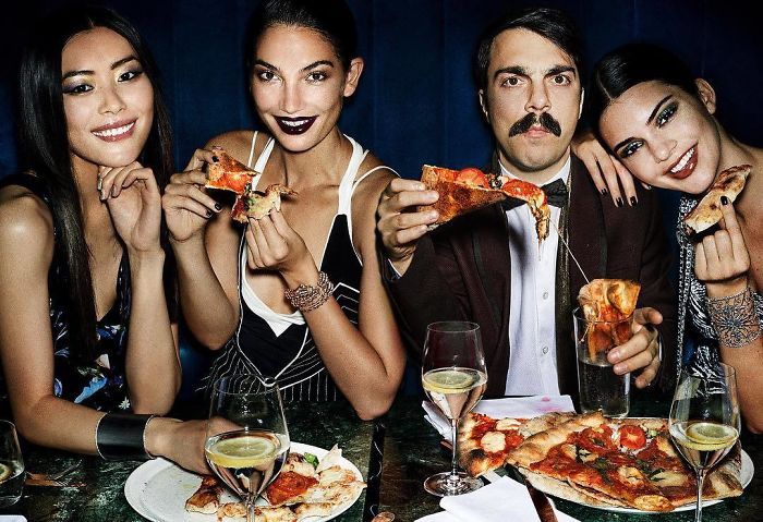 Man-Photoshops-Himself-Kendall-Kirby-Jenner