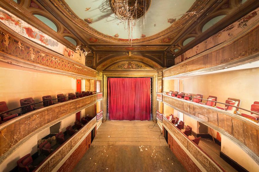 Bartoli Theater, Italy