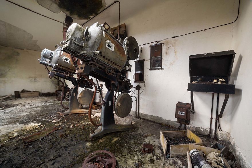 Cine Teatro B, Italy